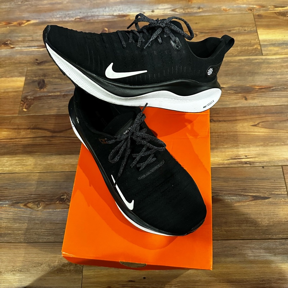 Nike Men's InfinityRN 4 Running Shoes